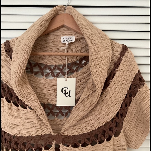 Sold Out! Chasing Unicorns Let It Be Crochet Coat Brown/Tan OS NWT - Picture 6 of 6